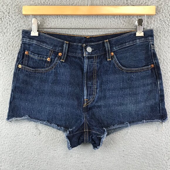 Levi's 501 Denim Shorts Size 28W - Picture 2 of 10